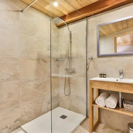 Private Chalet With Jacuzzi And Sauna 别墅 霞慕尼